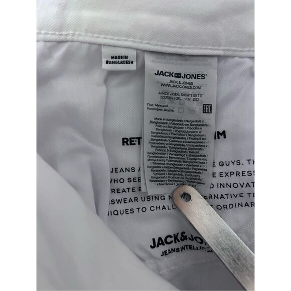 Jack & Jones Women’s Size XXL White Denim Jean Shorts Distressed Cuffed Bottom N - Picture 12 of 14